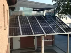 Carport-mit-Solarglas