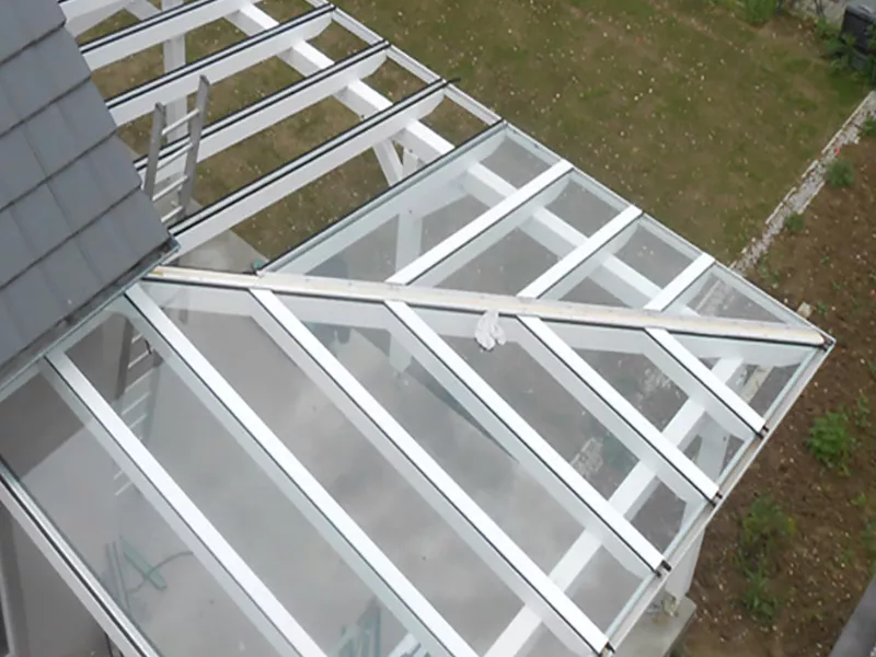 Terrassendach mit Glas aus der Vogelperspektive